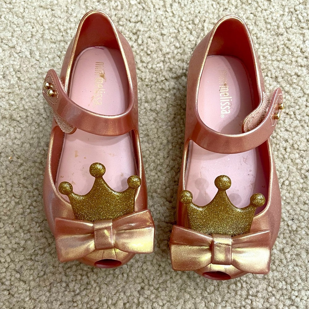 EUC. Mini Melissa ultragirl Princess. Toddler size 8.